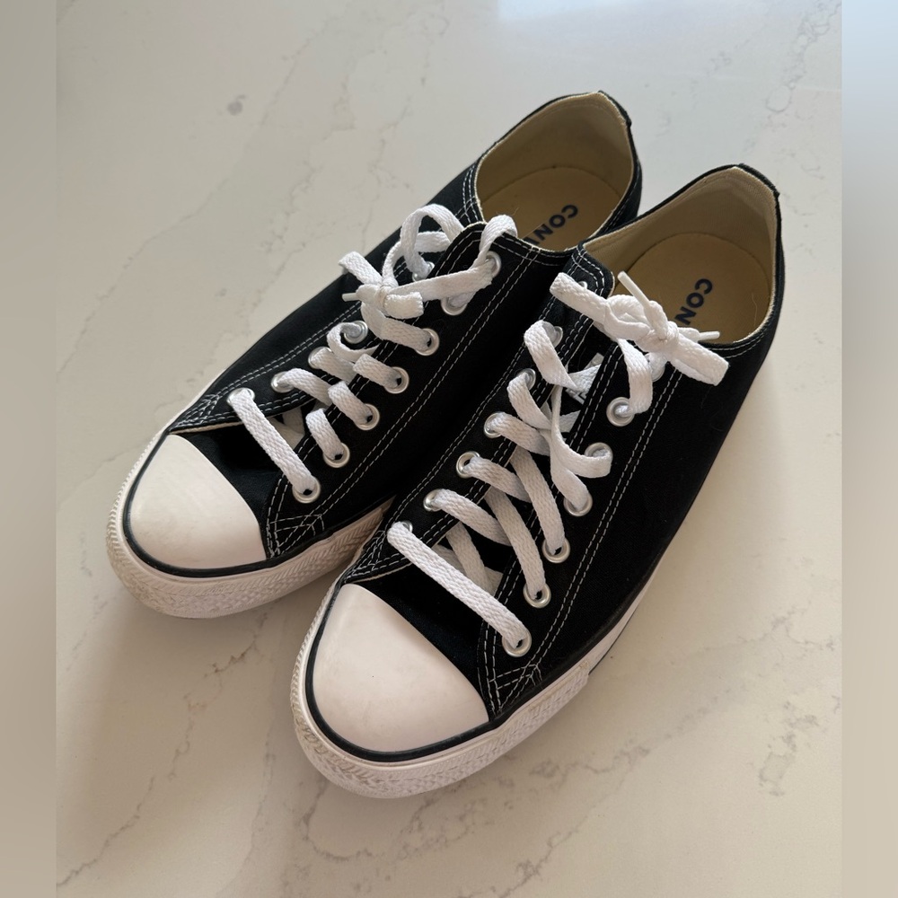 Men’s Chuck Taylor All Star Low Top Converse - Black, Size 10